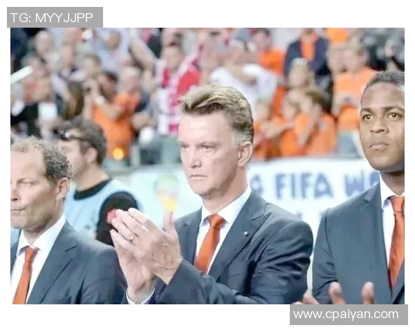 荷兰足协宣布范加尔正式出任荷兰国家队主帅,球迷期待新征程